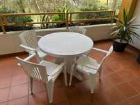 Mesa + 4 cadeiras de Jardim / Varanda / Esplanada (elevada rigidez)