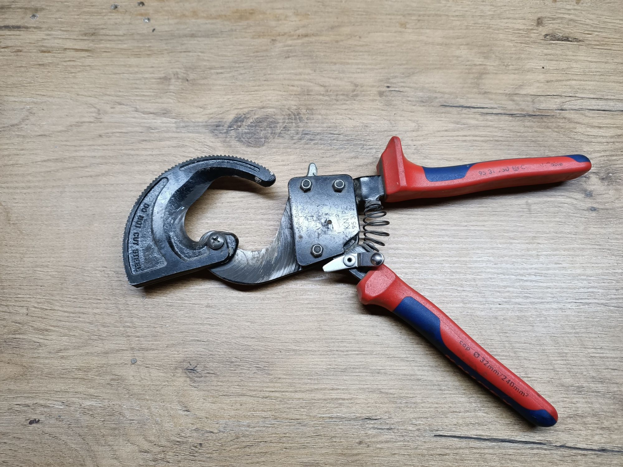 Nożyce zapadkowe Knipex