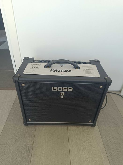 Boss Katana 50 MkII – Como Novo, com Caixa Original
