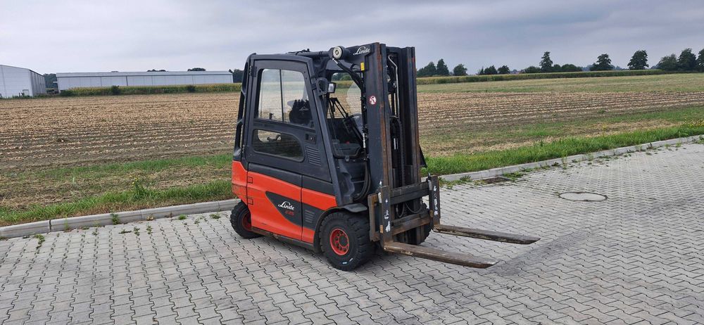 Wózek widłowy Linde E25 TRIPLEX