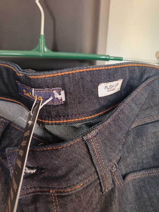 Calças jeans em ótimo estado