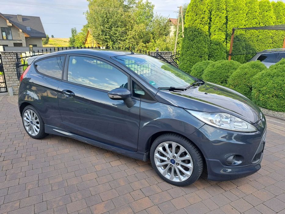 Ford Fiesta 1.4 96 KM Sport Nowe Opony Niski Przebieg Grzana Szyba