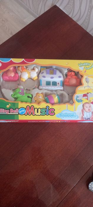 Мобіль музичний на дитяче ліжечко