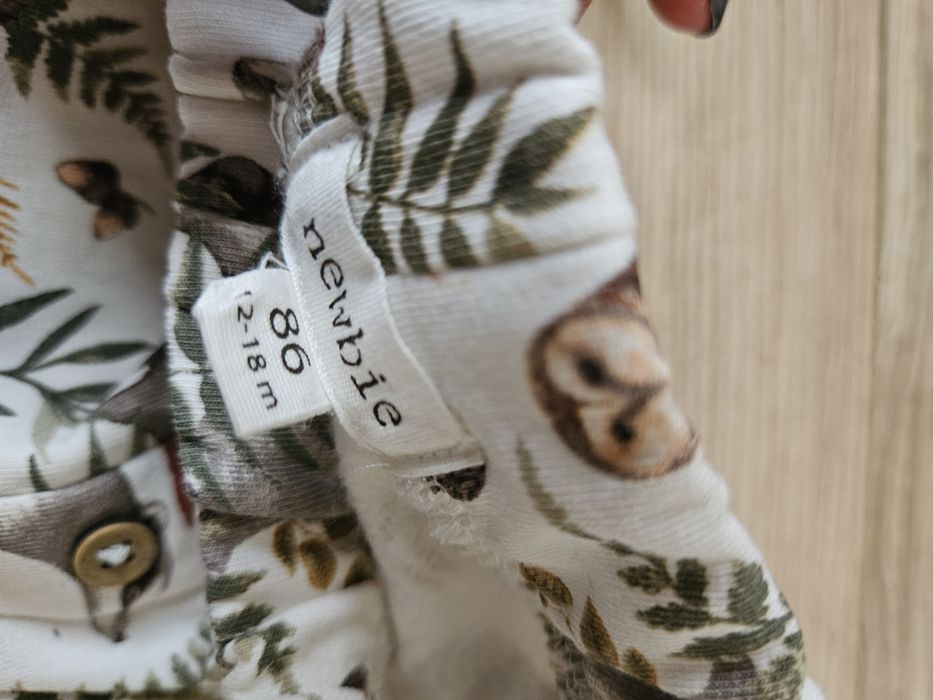 Spodnie newbie jesienne wzory lekko ocieplane liście leśne zwierzątka