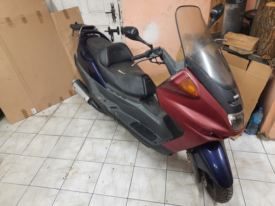 Yamaha Majesty 250 części czasza siedzenie lampa licznik szyba tłumik