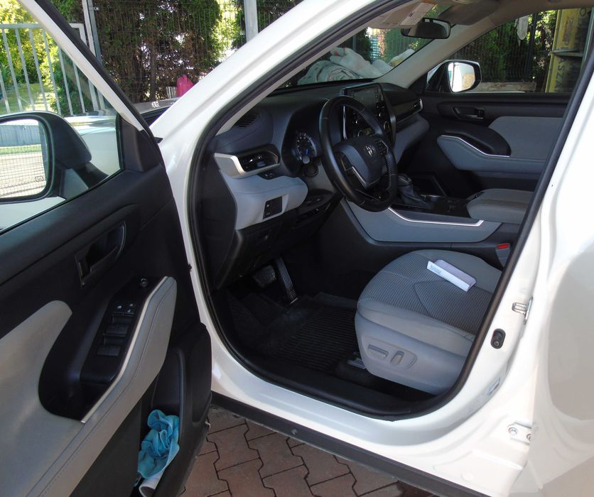 Toyota Highlander Hybryda  2,5l   Rok 2021 Sprzedam/zamienię