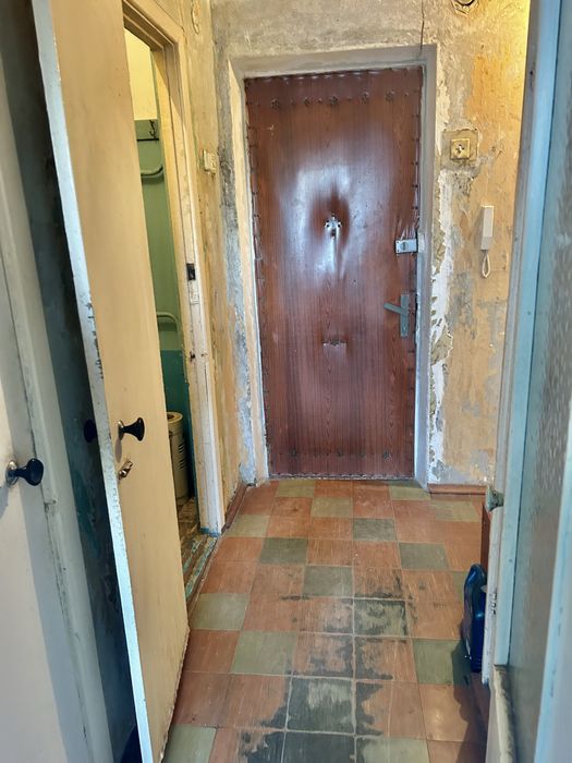 Продаётся 3 ком. кв. ул. Зестафонская в Осипенковском районе!