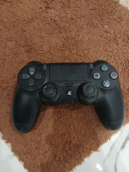 Comando Ps4 (analógico esquerdo danificado]