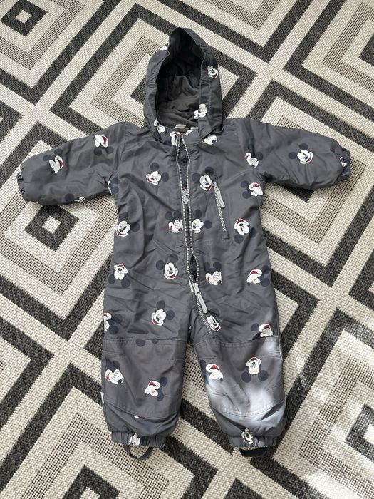 Комбінезон H&M.