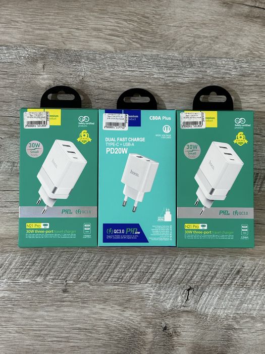 Power Bank Hoco та Baseus.