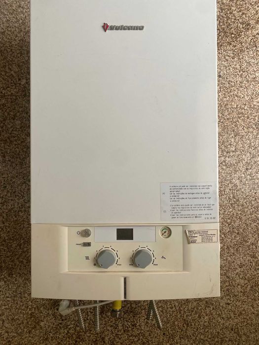 Caldeira Mural VULCANO, 7 Radiadores (38 elementos) e acessórios