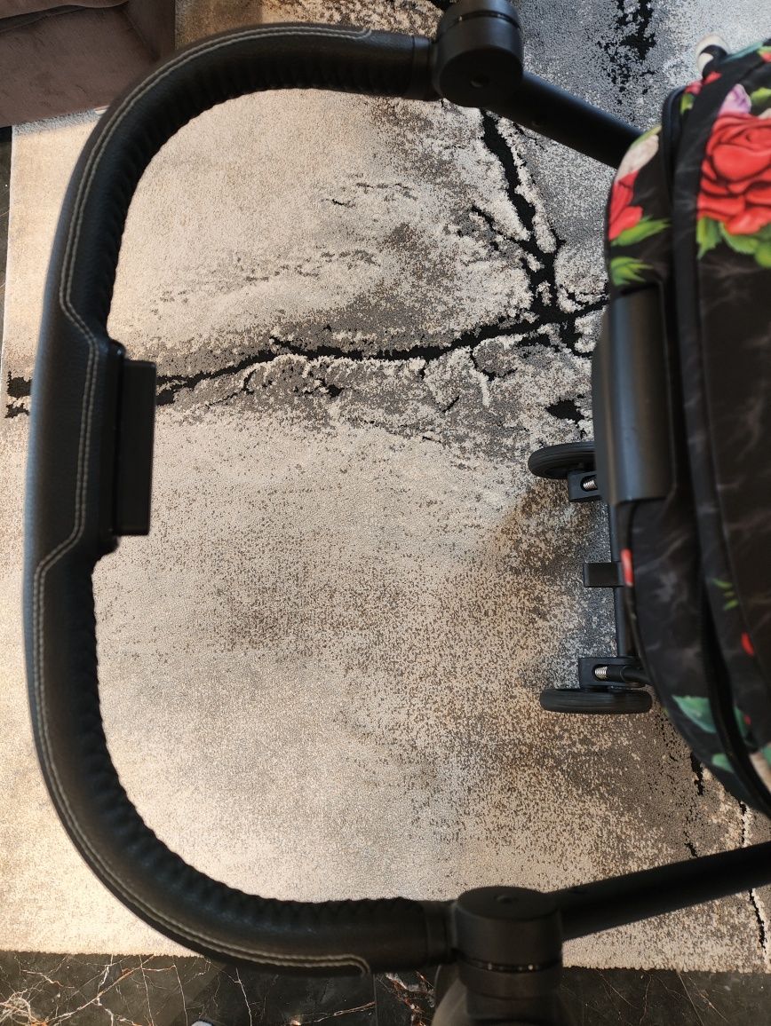 Cybex MIOS spacerówka + adaptery+ uchwyt na kubek.