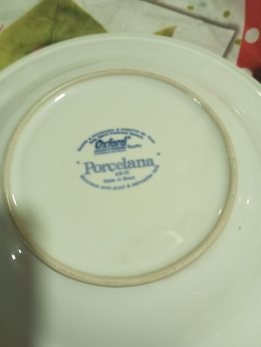 Pratos antigos fundos 4