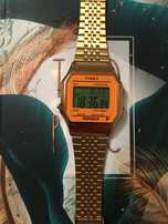 Zegarek damski Timex indiglo wodoodporny zlota bransoleta