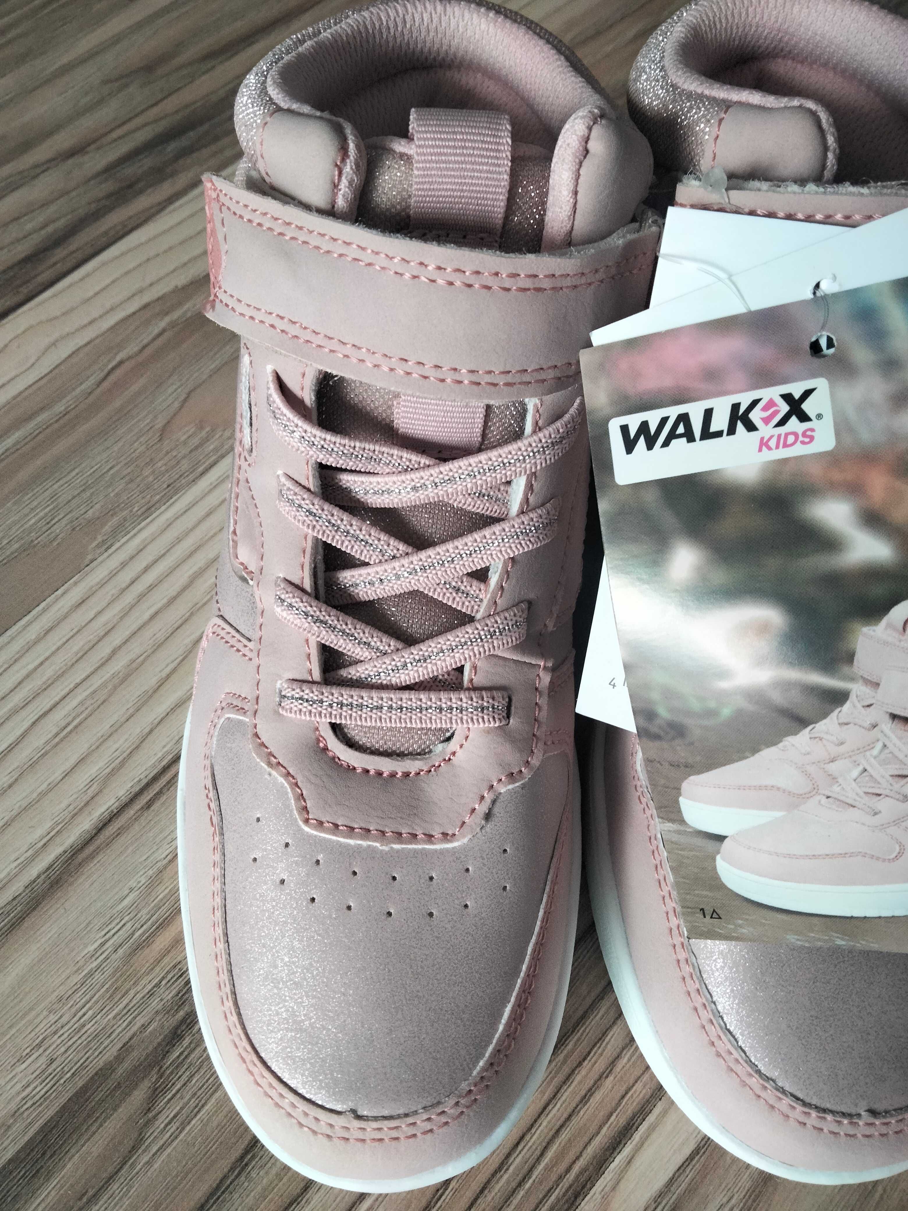 Buty sneakersy dla dziewczynki różowe 33