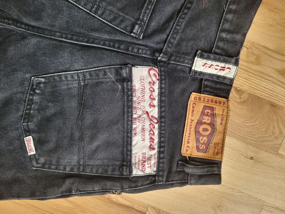 Czarne spodnie Cross Jeans W30 L34