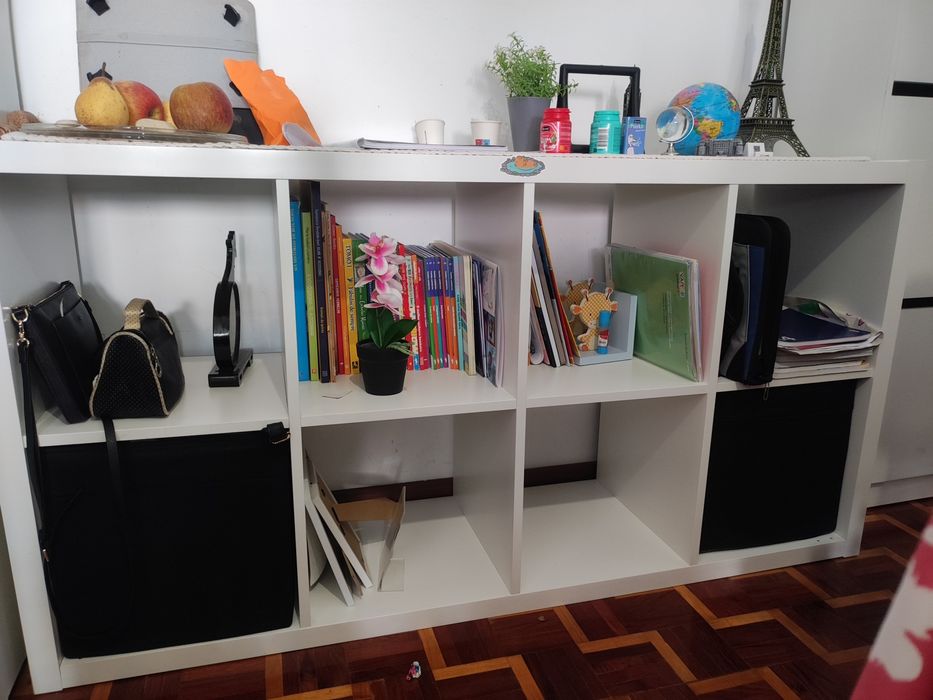 Móvel IKEA kallax 8 cubos