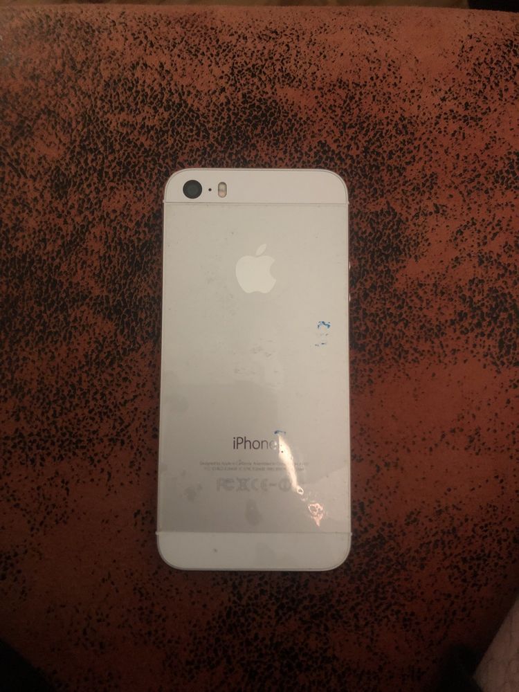 iPhone 5S - 16 gb livre icloud e livre operadora