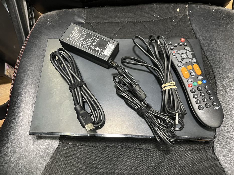 Dekoder Sagemcom ESI88 320GB E2 OpenPLi Oscam jak nBox