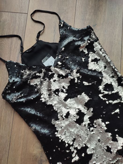 Piękna nowa sukienka Next cekiny Sylwester r.36