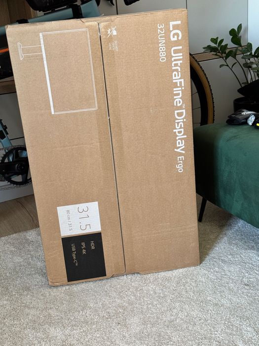 LG Ultrafine 32UN880P B Ergo
