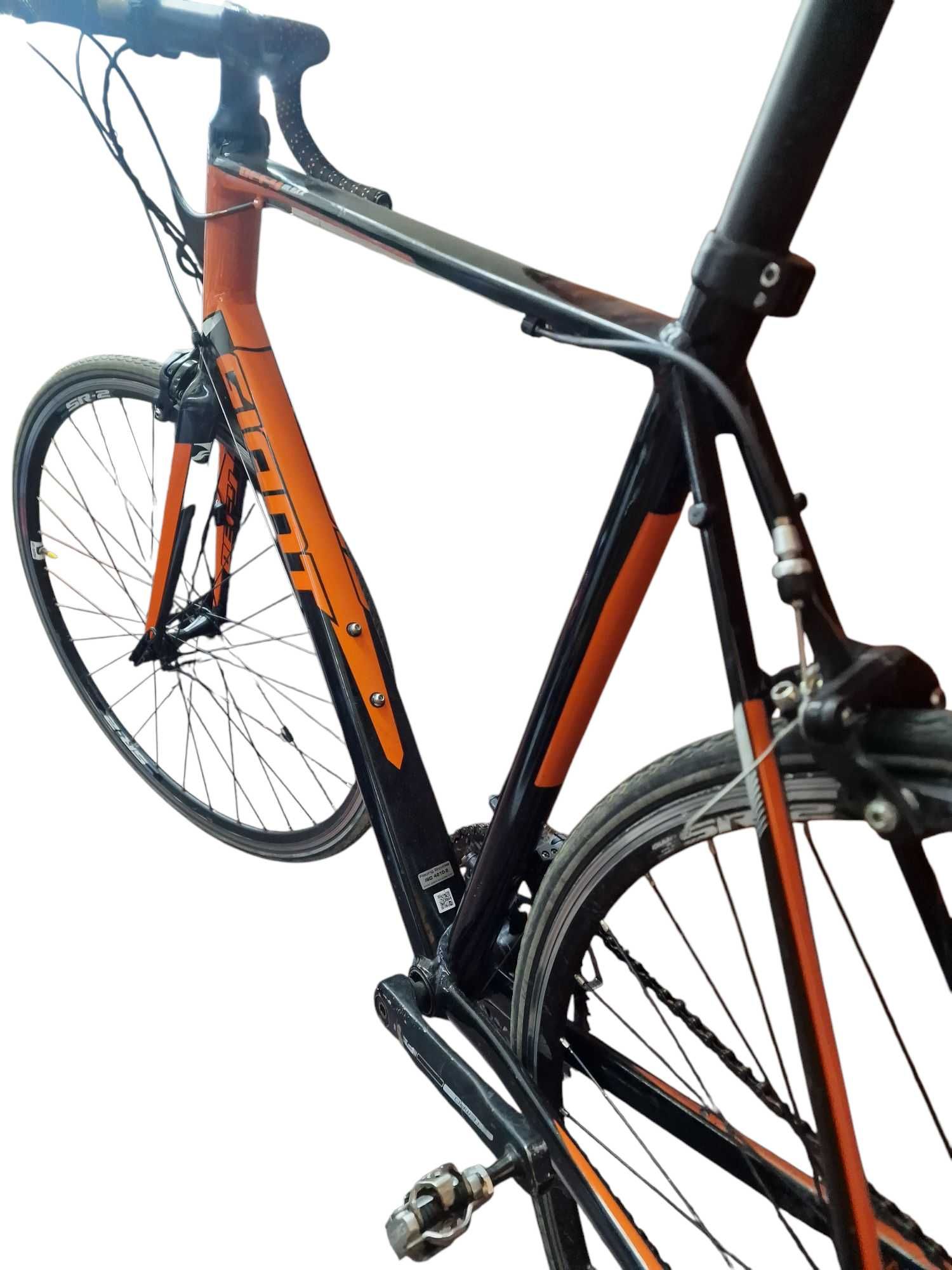Rower GIANT Defy 4 Szosowy