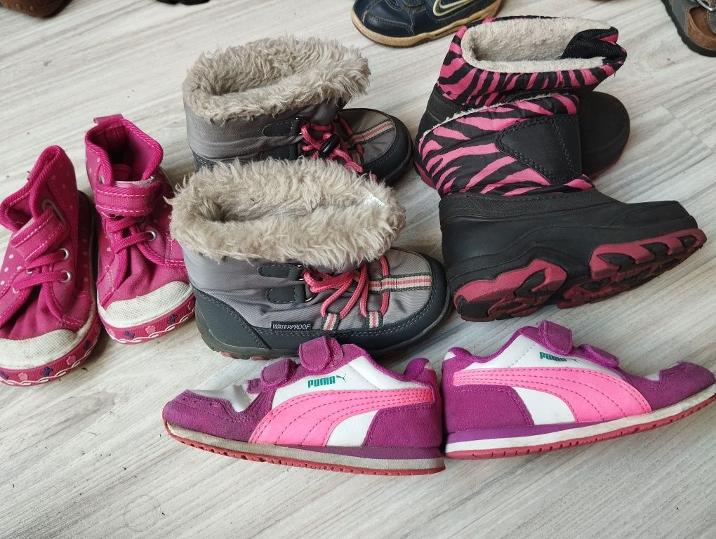 Buty zimowe śniegowce dla dziewczynki 22/ 23 i Puma  plus grstis