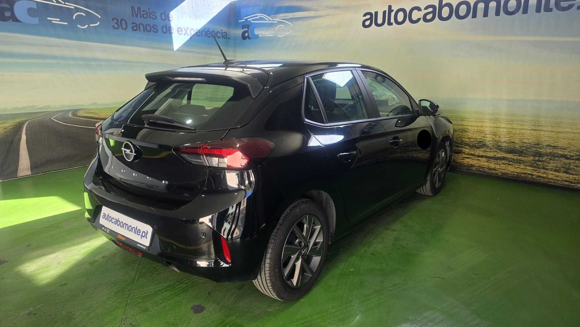 Opel Corsa 1.2   - Salvado