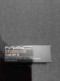 MAC
Studio Fix Fluid SPF 15