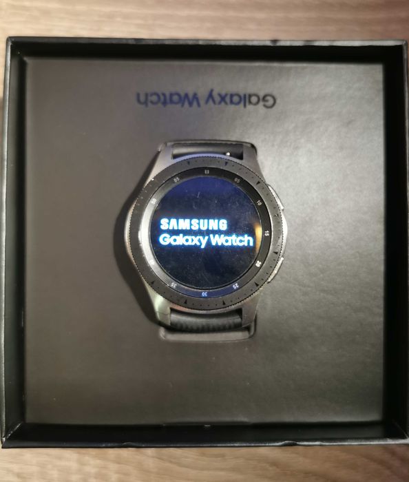 Samsun galaxy watch 46mm silver