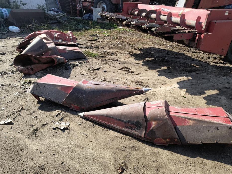 Przystawka do kukurydzy 5 rzędowa case oryginalna w całości lub części