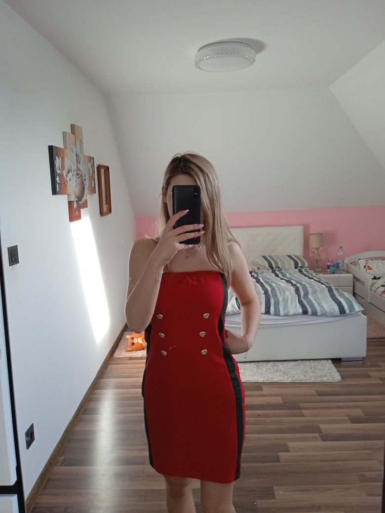Sukienka hiszpanka czerwona mini odkryte ramiona sexi guziki s m