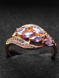 Nowy pierścionek różowe złoto 585