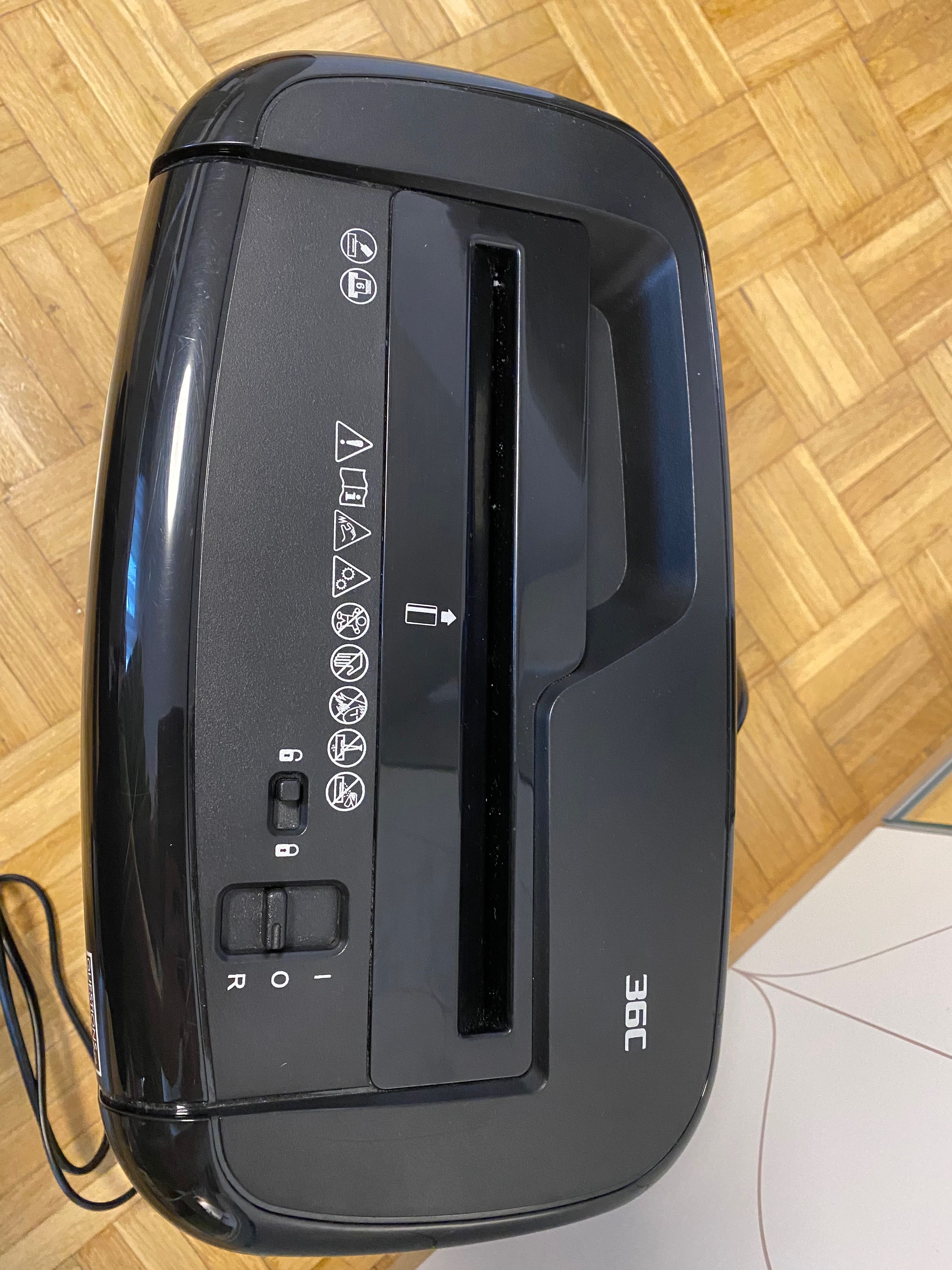 Niszczarka fellowes 36C
