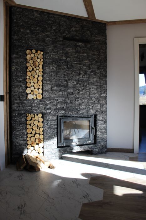 Двох поверховий котедж з чаном в карпатах