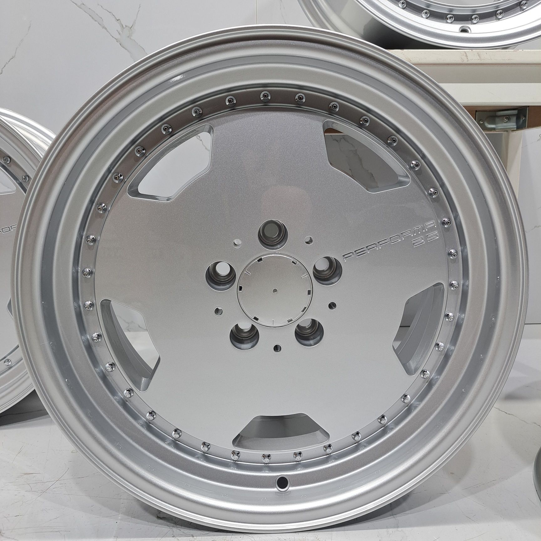 Jantes 17" Performa 25 LOOK Mercedes AMG Monoblock 5x112