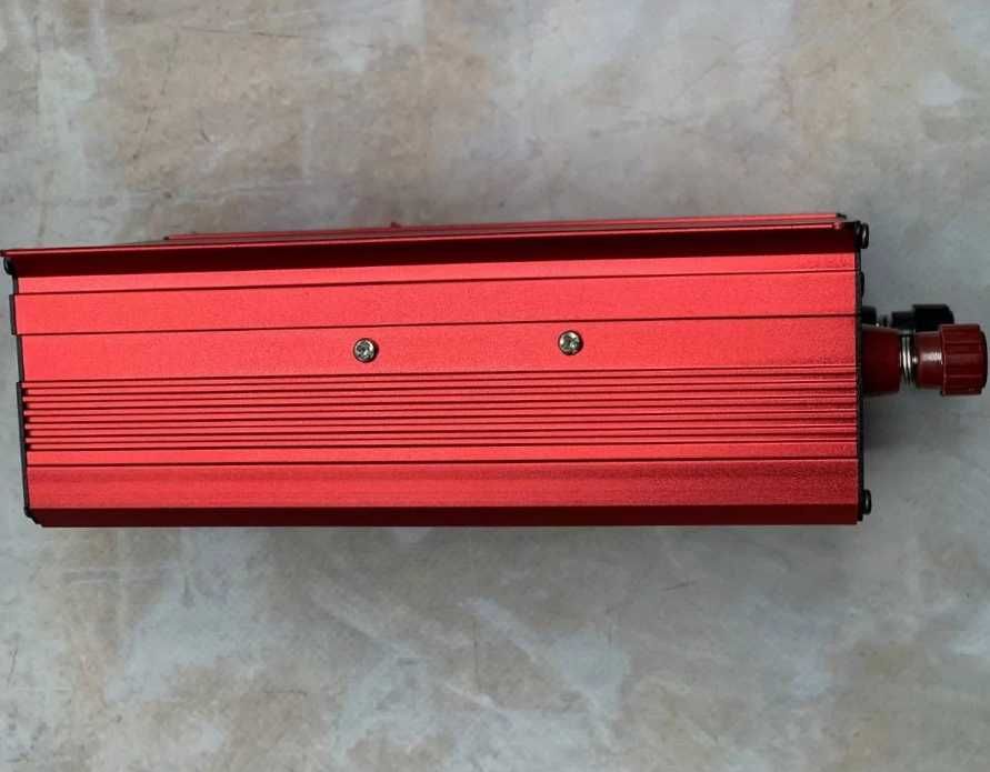 Перетворювач (інвертор) 12V-220 V 1500ват преобразователь - инвертор