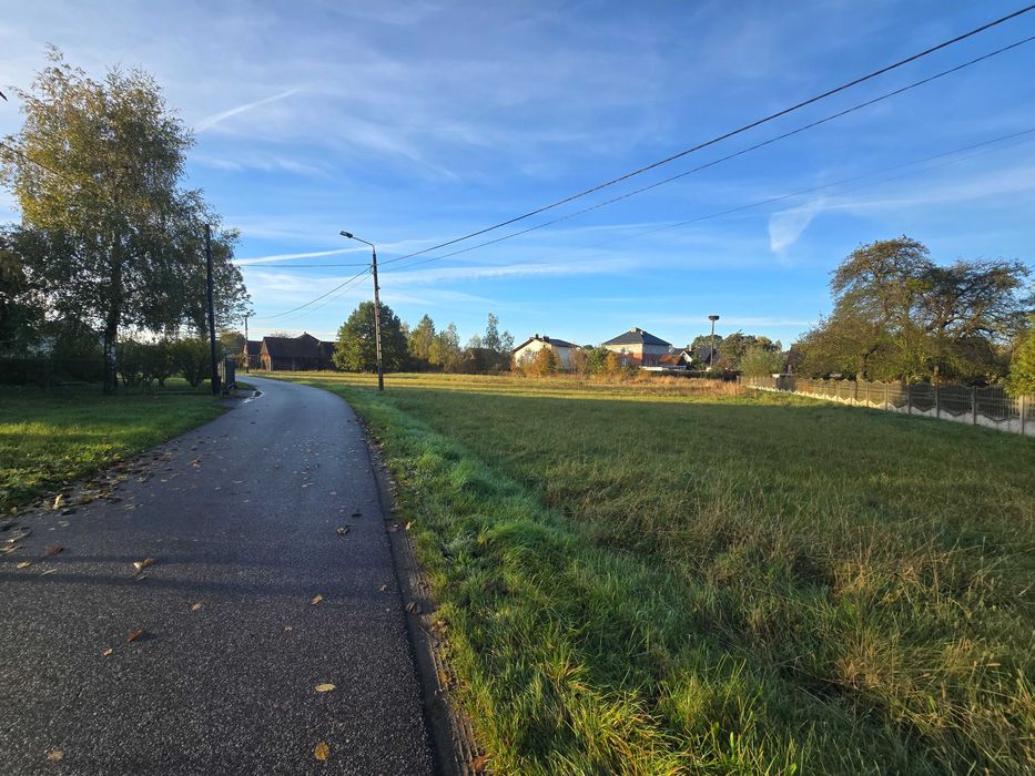 Bielany ul. Floriańska dom z dużą działką !