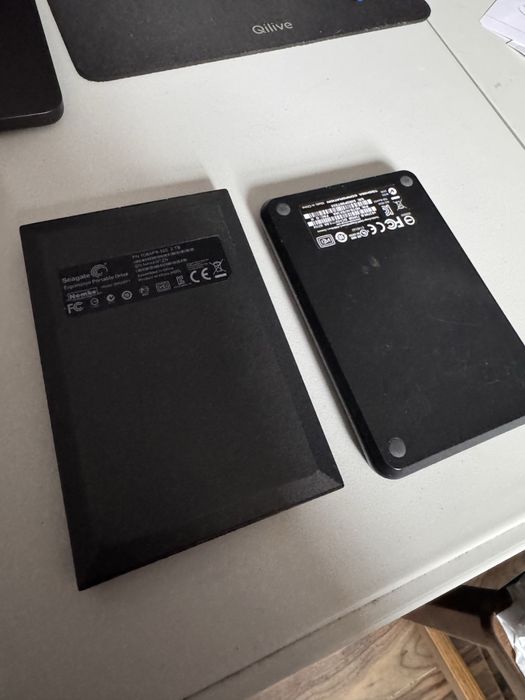 DISCOS EXTERNOS 2TB + 750g