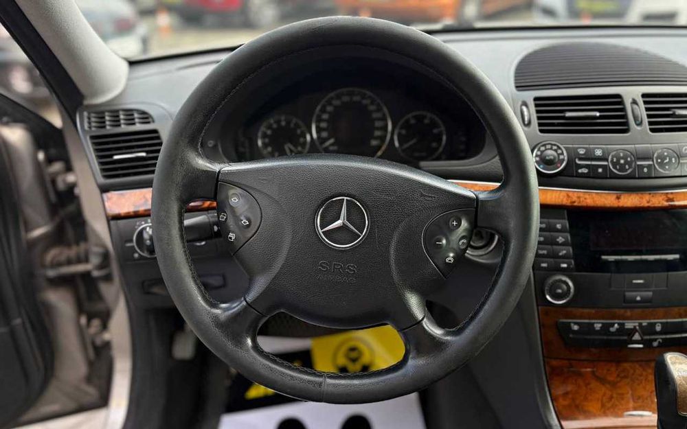 Mercedes-Benz E 270 CDI 2002