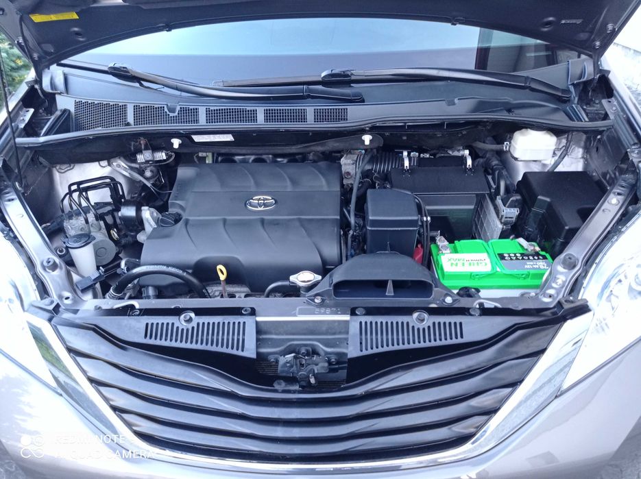 Toyota Sienna 2013 рік, терміново!!!