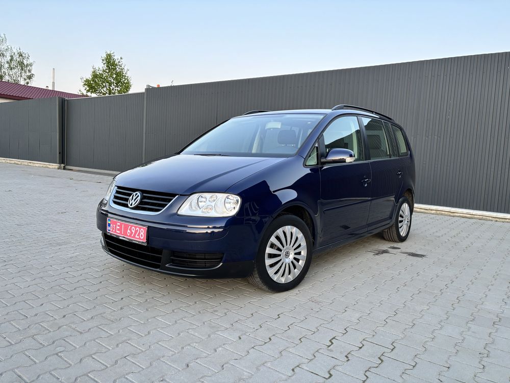 Свіжопригнаний Volkswagen Touran 1, 1.6MPI