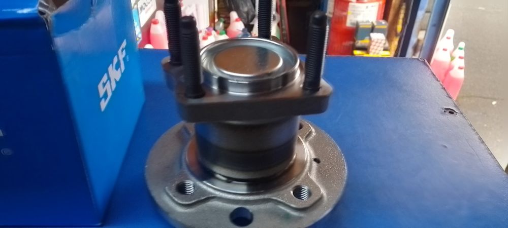 Опель Комбо ступіца Combo 2001-2010р.