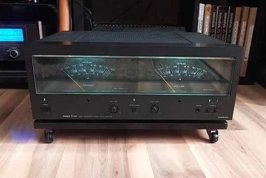 Wzmacniacz mocy Onkyo Integra