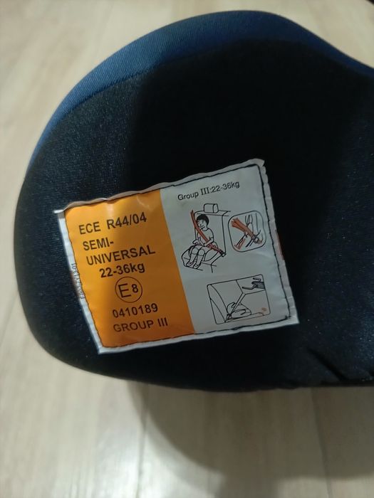 Fotelik samochodowy podkładka ISOFIX