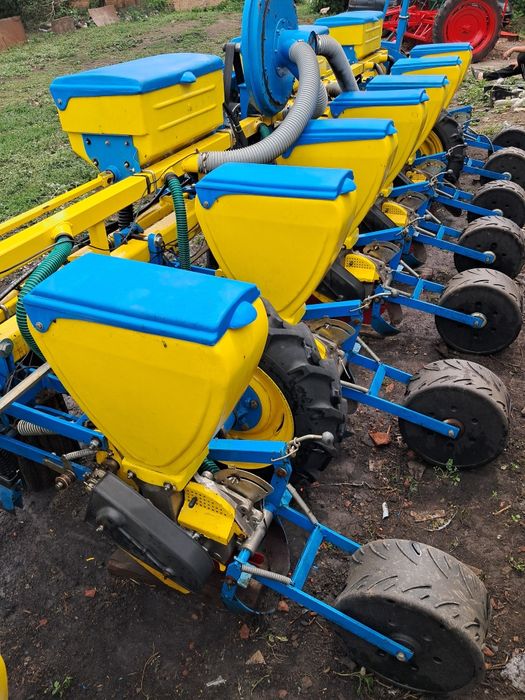Продам пропашну сівалку УПС 8 СПУ-8М