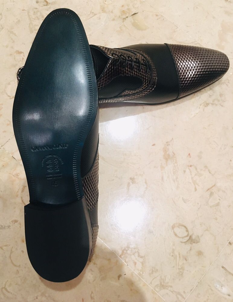 Giovanni Conti sapatos castanhos pele trabalhada 45