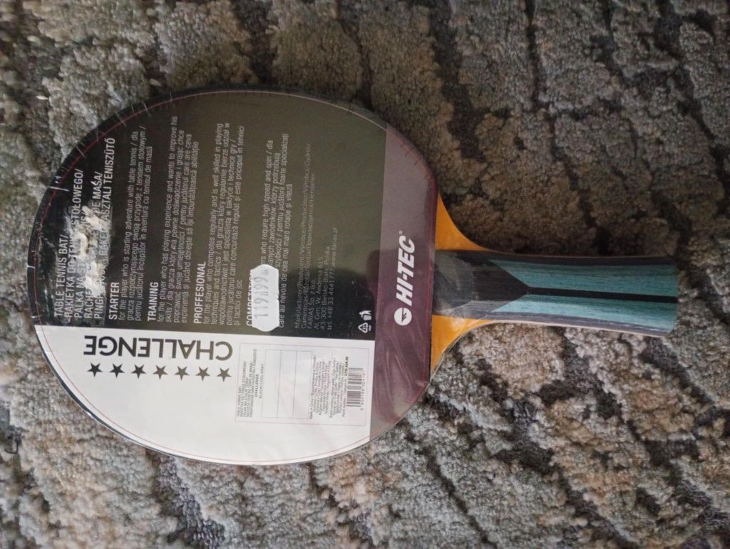 Rakietka HI-TEC challenge