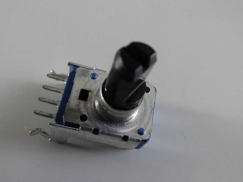 Potencjometr do Keyboardów Casio 13mm