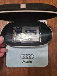 caixa de oculos audi